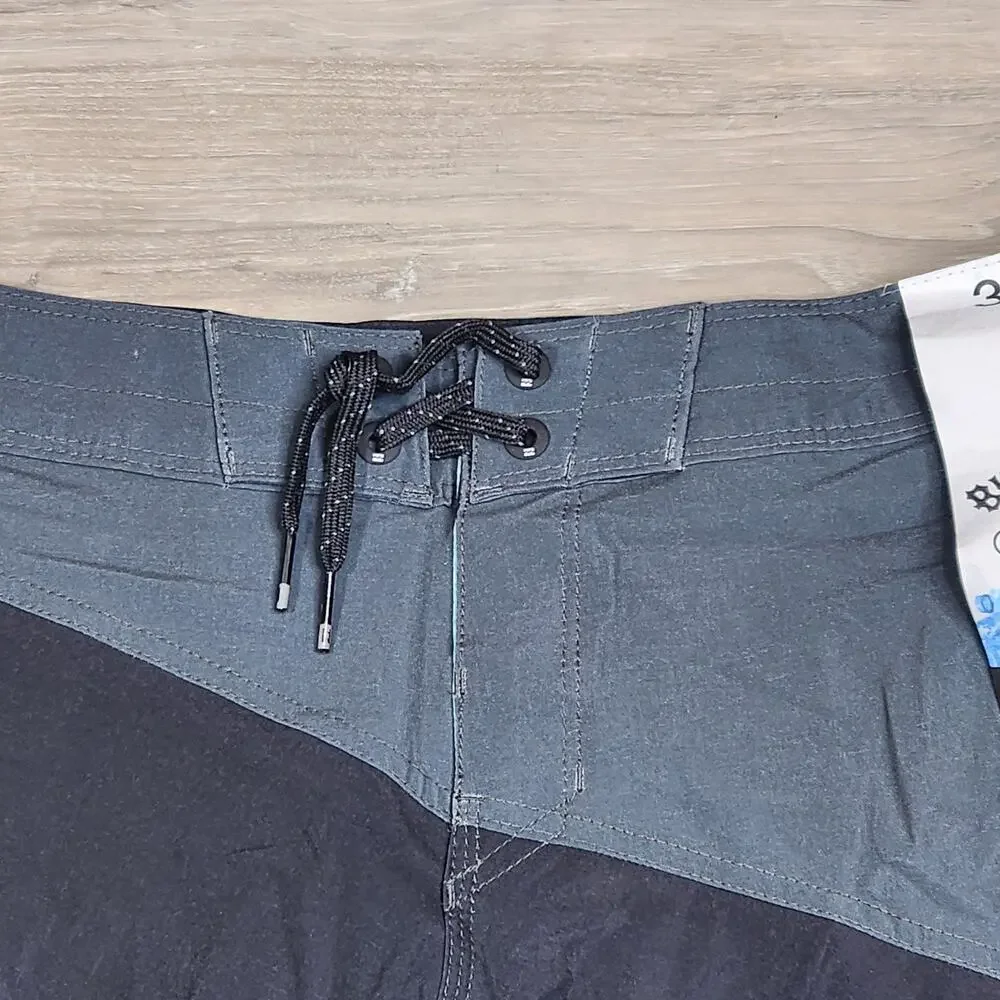 Billabong Shorts Men's 30 Colorblock Performance Board New